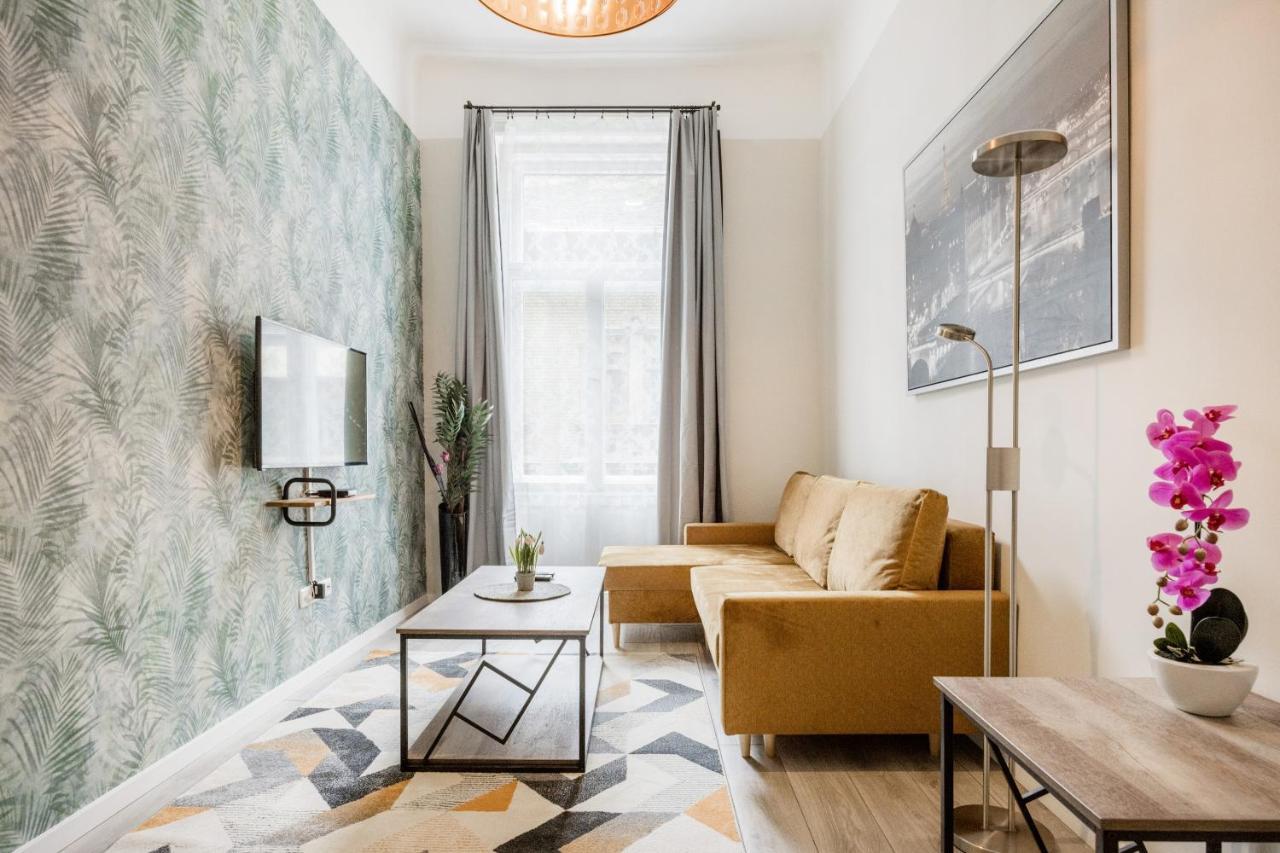 O Street 3 Bedroom Stylish Apartment Budapest Exterior photo