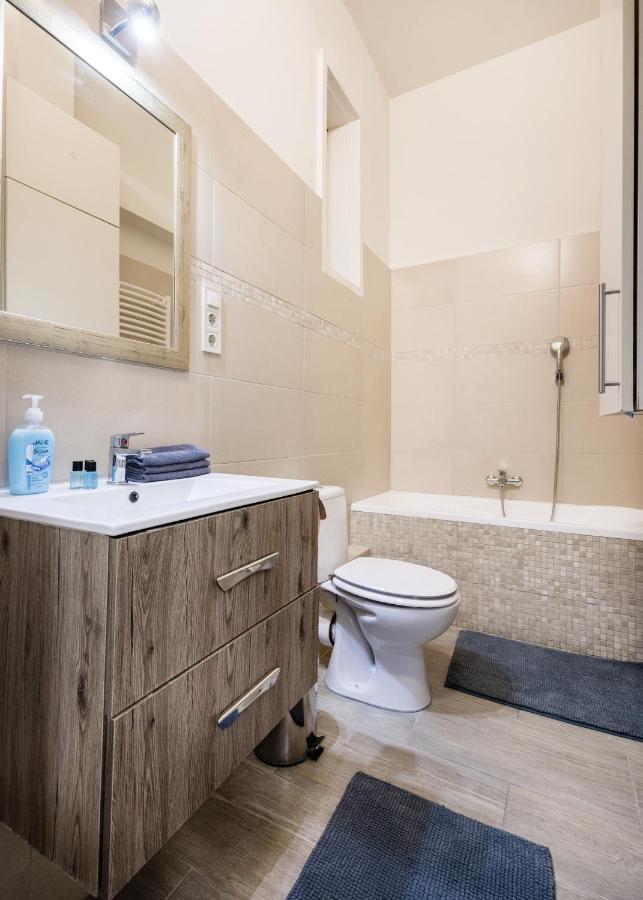 O Street 3 Bedroom Stylish Apartment Budapest Exterior photo